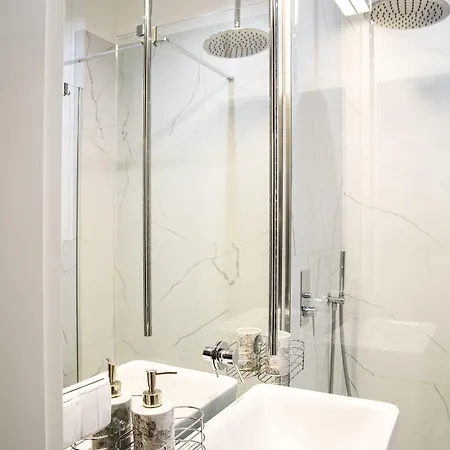 Maya's Flats & 44 - 3 On C * Gdańsk