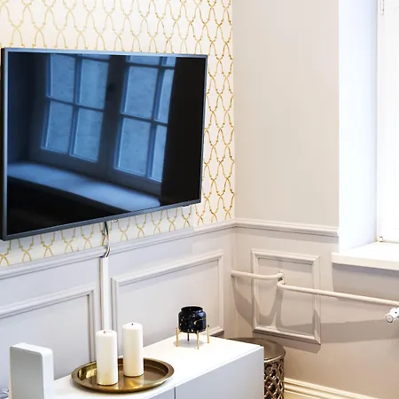 アパート Maya's Flats & 44 - 3 On C